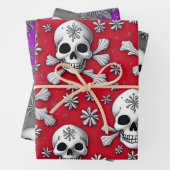 Whimsical Skulls en Sneeuwvlokken Gotische Kerstmi Inpakpapier Vel (In situ)
