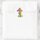 Whimsical Sleeping Froeping onder een paddenstoel Ronde Sticker (Tas)