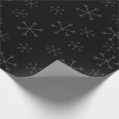 Whimsical Snowflakes Christmas Pattern Black Cadeaupapier (Hoek)