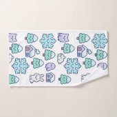 Whimsical Snowy Forest en Schattige Creatures Desi Bad Handdoek (Handdoek)