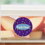 Whimsical Stars and Moons on Paars Personalized Labels<br><div class="desc">Sweet pattern beschikt over manen en sterren in tinten van groen en blauw op paarse achtergrond. Personaliseer met naam of monogram</div>