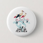 Whimsical Stork Pun Art - 'Kijk Geen Veer' Ronde Button 5,7 Cm (Voorkant)