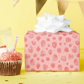 whimsical strawberry pattern on pink cadeaupapier