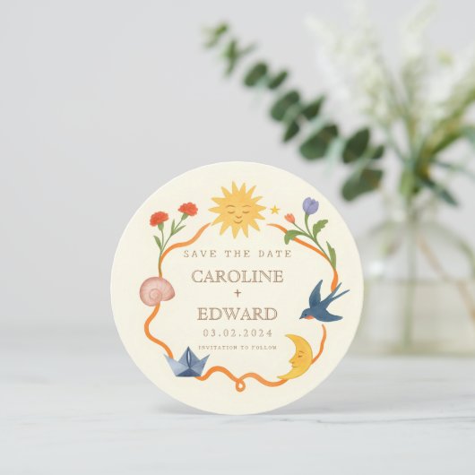 Whimsical Sun and Moon Round Save the Date  Kaart (Staand voorkant)