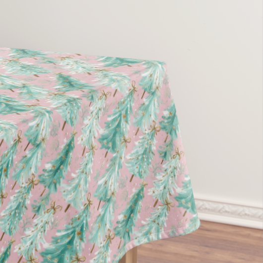 Whimsical Teal Kerstbomen op Roze Tafelkleed (Voorbeeld)