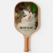 Whimsical The Cat en de Camellia Pickleball Paddle (Achterkant)