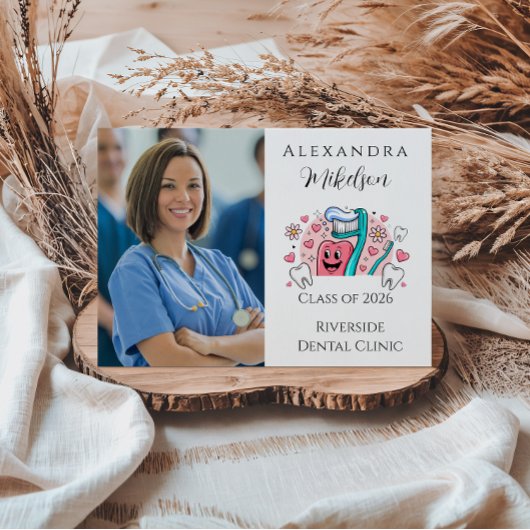 Whimsical Tooth & Hearts Dental Graduation Party Aankondiging