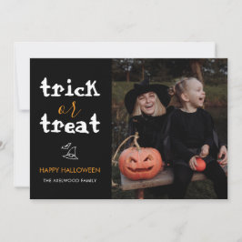 Whimsical Trick or Treat Script Halloween Photo Feestdagenkaart