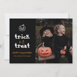 Whimsical Trick or Treat Script Halloween Photo Feestdagenkaart