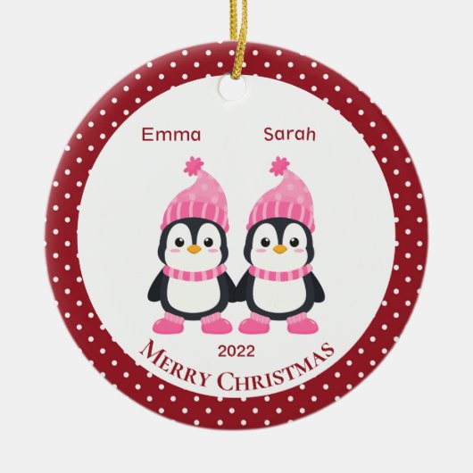 Whimsical Twin Sister Penguins Persoonlijk Keramisch Ornament (Voorkant)