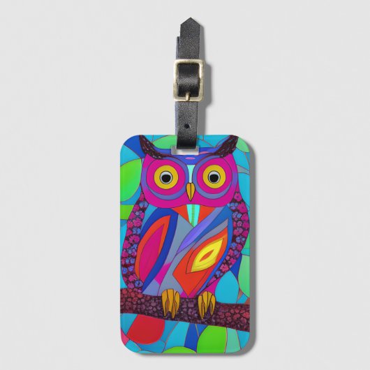 Whimsical Uil met kleurrijke veren Bagagelabel (Voorkant (verticaal))