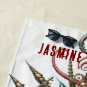 WHIMSICAL WACKY STEAMPUNK SCHELP op WIT Strandlaken (In situ)