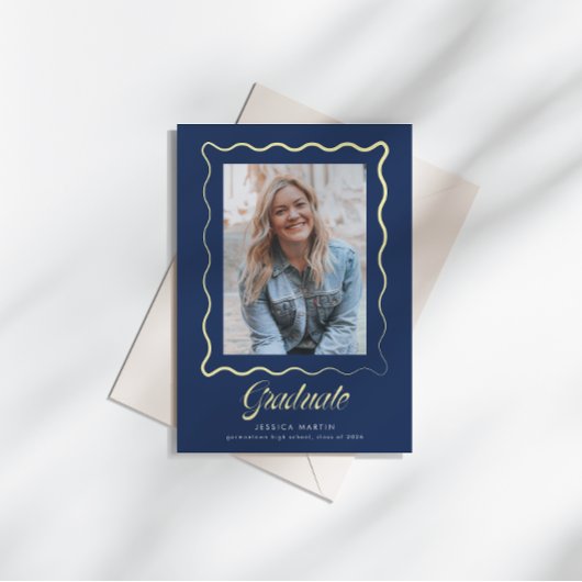 Whimsical Wavy Border Graduation Announcement Kaart