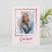Whimsical Wavy Border Graduation Announcement Kaart (Staand voorkant)