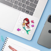 Whimsical Wereld Zoete Zeemeermin met Vis en Bubbl Sticker (Laptop met iPhone)