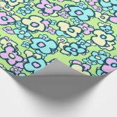 Whimsical Wildbloemen Cheerful Floral Spring Green Cadeaupapier (Hoek)