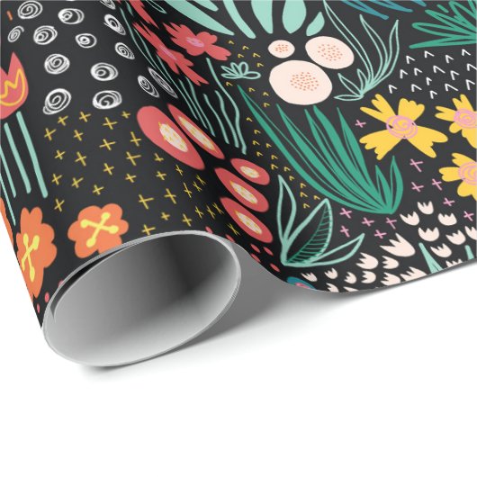Whimsical Wildflower Dark Garden Folk Print Cadeaupapier (Rol Hoek)