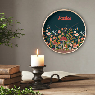 Whimsical Wildflowers Paddenstoelen gepersonalisee Vierkante Klok