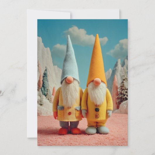 Whimsical Winter Kerstkabouter Paar Feestdagenkaart (Voorkant)