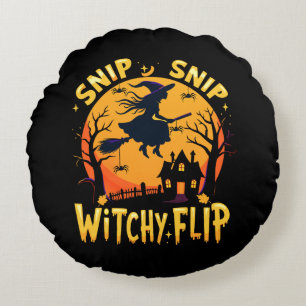 Whimsical Witch Halloween Design - Snip Snip Flip Rond Kussen