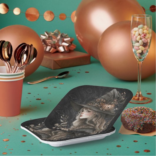 Whimsical Witch on Black Damask Papieren Bordje (Multi)