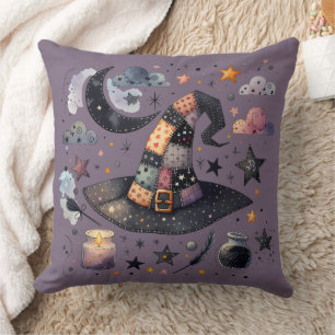 Whimsical Witch Pet en hemelse magie Kussen