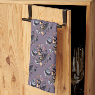 Whimsical Witch Pet en hemelse magie Theedoek