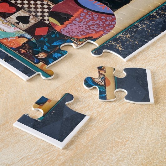 Whimsical Wonderland: Collage van de Koningin van  Legpuzzel (Zijkant)