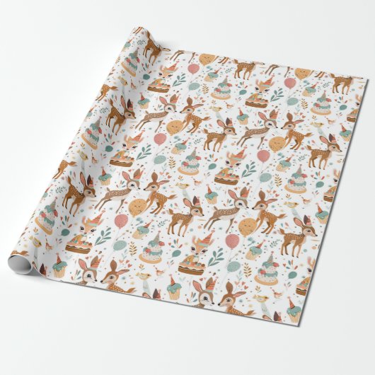 Whimsical Woodland Animals Verjaardag Cadeaupapier (Uitgerold)