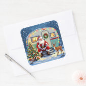 Whimsical Woodland Christmas and Retro RV Camper Vierkante Sticker (Envelop)
