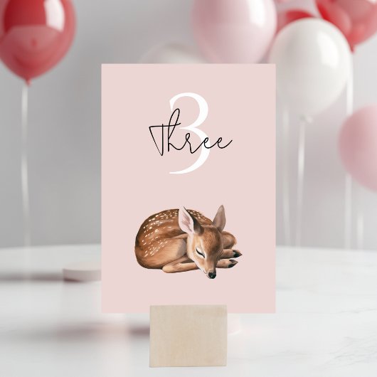 Whimsical Woodland Deer Verjaardag Roze Kaart