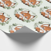 Whimsical Woodland Greenery Baby Fox Cadeaupapier (Hoek)