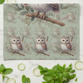 Whimsical Woodland Owl Botanical Illustration Theedoek (Gevouwen)