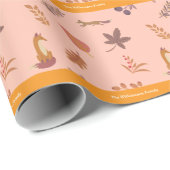 Whimsical Woodlands Herfst Vibes personaliseren fa Cadeaupapier (Rol Hoek)