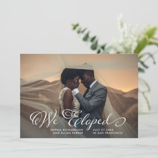 Whimsical Words | Foto-aankondiging van We Eloped Kaart (Staand voorkant)