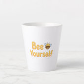 Whimsical Yellow Bumblebee and Quote Latte Mok (Voorkant)