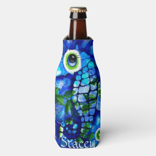 Whimsicale Grote-Ogen Zeepaard Kunst Blauw Geperso Flesjeskoeler (Fles Voorkant)