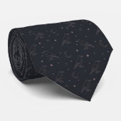 Whimsigoth Necktie – Celestial Raven Pattern Stropdas (Opgerold)
