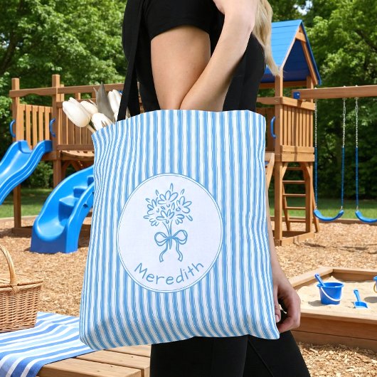 Whimsische blauwe witte streep preppy monogram tote bag