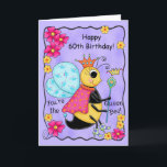 Whimsy Honey Queen Bee Happy 60th Birthday Kaart<br><div class="desc">Wens iemand een gelukkige 60e verjaardag en vertel haar "jij bent de bijenkoningin"! Iedereen heeft een kleine "Queen Bee" binnen die leuk en herkenbaar kan zijn met deze Happy Birthday-kaart. Deze kaart is volledig aanpasbaar om het verjaardagsjaar en het sentiment binnen te veranderen. Deze kleurrijke en grillige geel-zwarte honingbij heeft...</div>