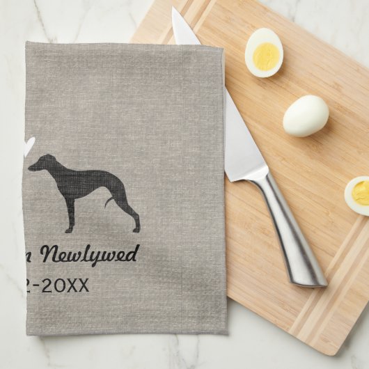 Whippet Silhouettes met hart en tekst Theedoek (Quarter Fold)