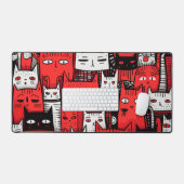 Whiskers and Wonders: Rood Terwijl Zwarte Kat Lief Bureaumat (Keyboard & Muis)