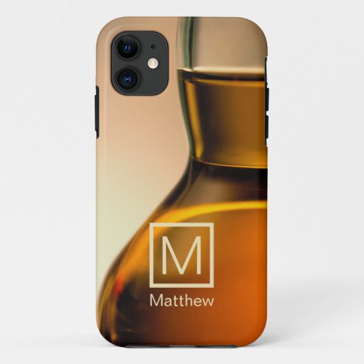 Whiskey Bottle Cloese-up with Monogram and Name Case-Mate iPhone Case (Achterkant)