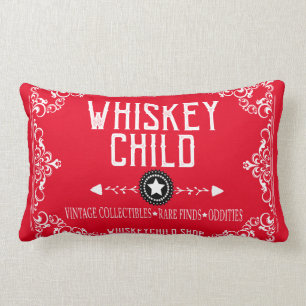 WHISKEY CHILD - Rode piloot met  verzamelobjecten Kussen