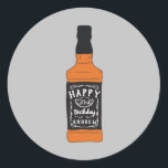 Whiskey Fles 21st Birthday Whiskey Lovers Ronde Sticker<br><div class="desc">Vier een 21e verjaardag in stijl of geef een feestje voor je favoriete whiskydrinker met deze leuke stickers. Ze zijn voorzien van een handgetekende stijlillustratie van een whiskeyfles met een zwart-wit label en uw eigen aangepaste tekst op het etiket. Het is gemakkelijk om deze stickers te personaliseren met behulp van...</div>