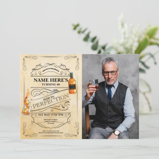 Whiskey van perfecte leeftijd 50e 60e mannenfoto kaart (Staand voorkant)