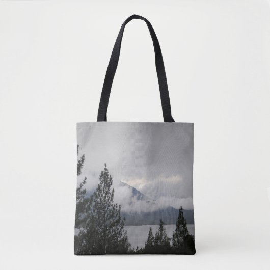 Whiskeytown Lake met de mistende mist... Tote Bag (Voorkant)