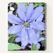 Whisper van de bossen - lila Wildflower in de vorm Notitieboek (Achterkant)