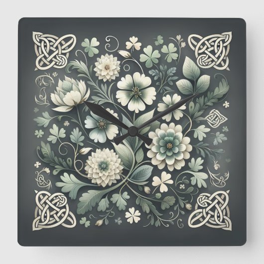 Whispered Clover Knotwork Garden Vierkante Klok (Voorkant)