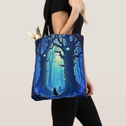 Whispering Bossen Dark Fantasy Tote Bag (Dichtbij)